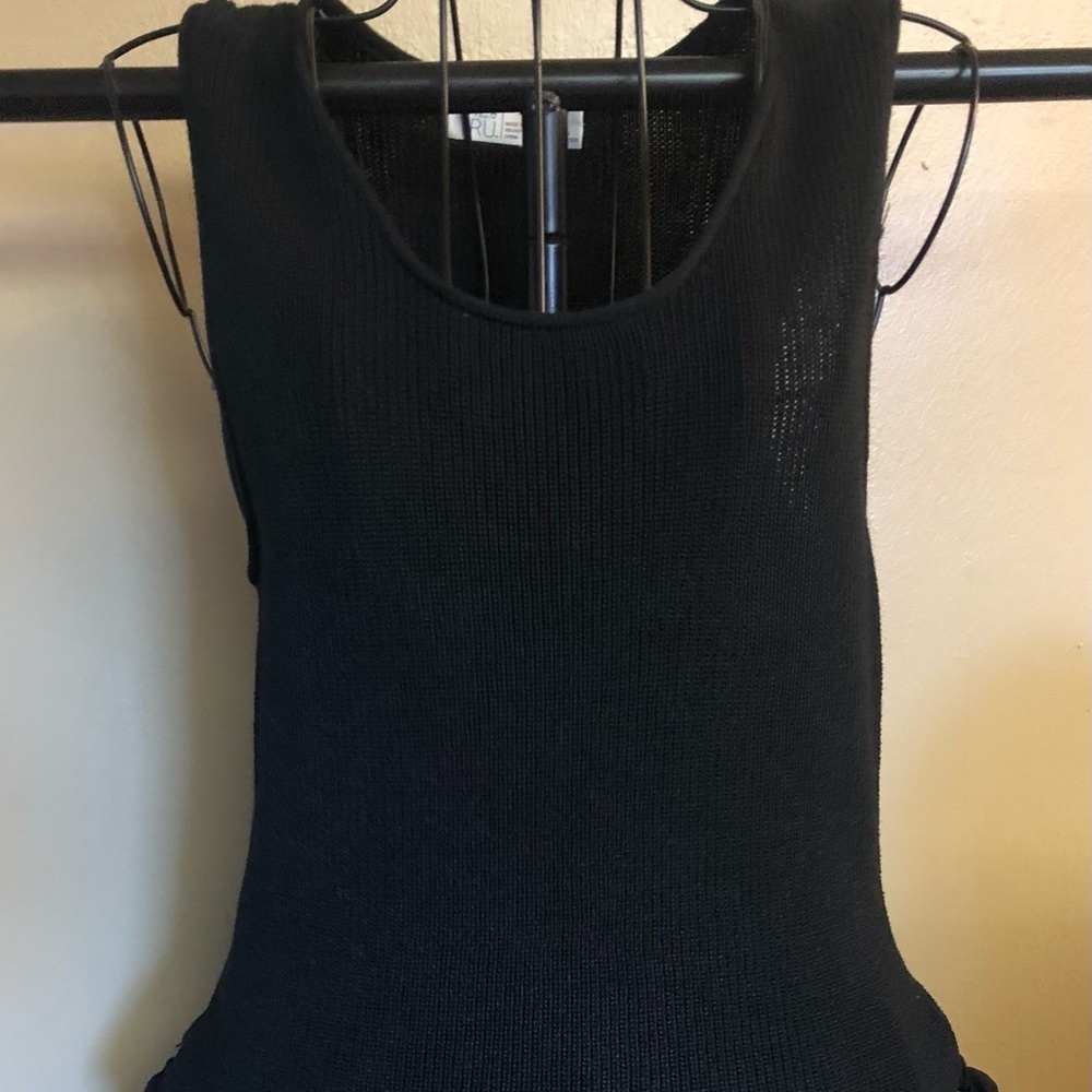 Time and Tru Sleeveless Sweater - Picture 4 of 7